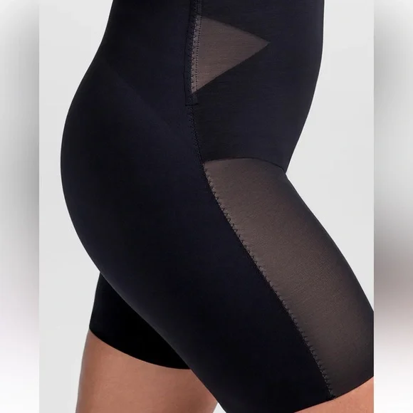 NEW Honeylove SuperPower Mid Thigh Short Bodysuit, Black Runway Size XL - Picture 3 of 15